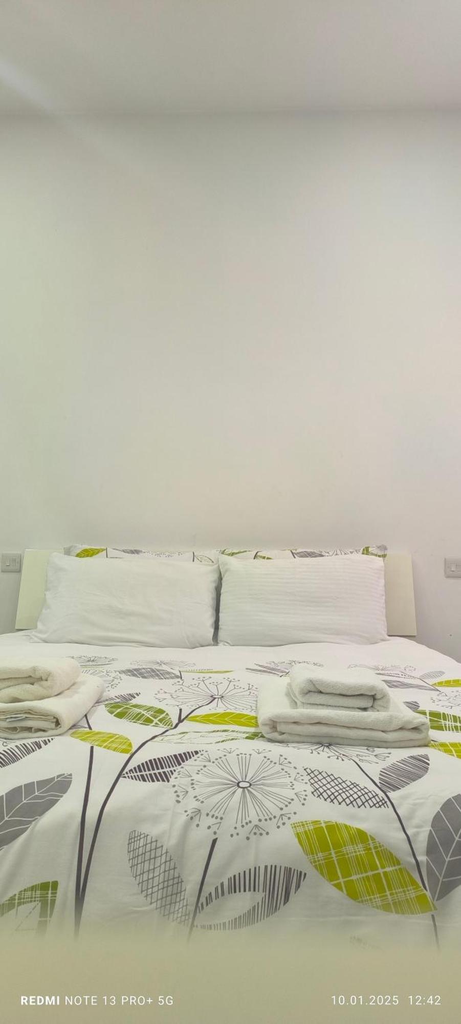 One Bedroom Tea Apartment Il-Gzira Exterior foto